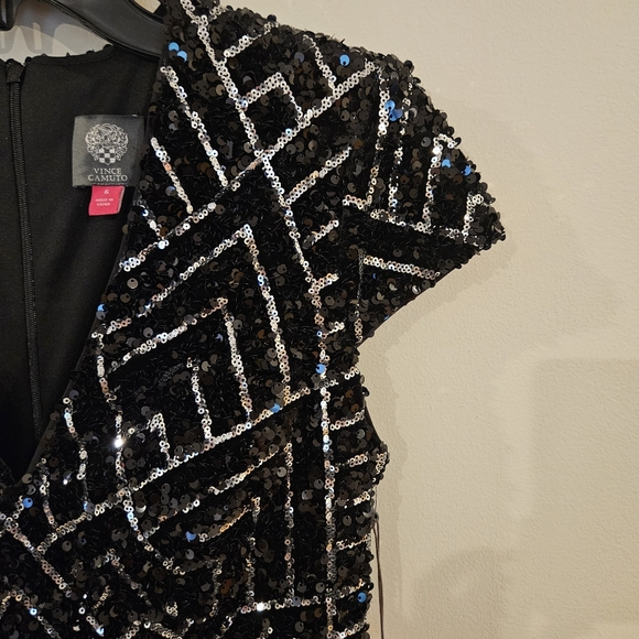 Vince Camuto Velvet Sequin Sheath Cap Sleeve Dress: Black & Silver: Size- 6 - Picture 9 of 15